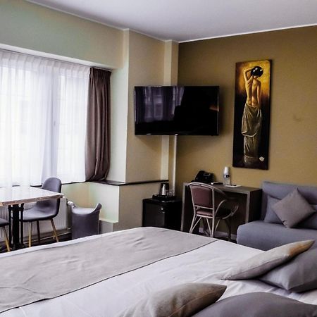 Hotel Des Postes 胡法利兹 外观 照片